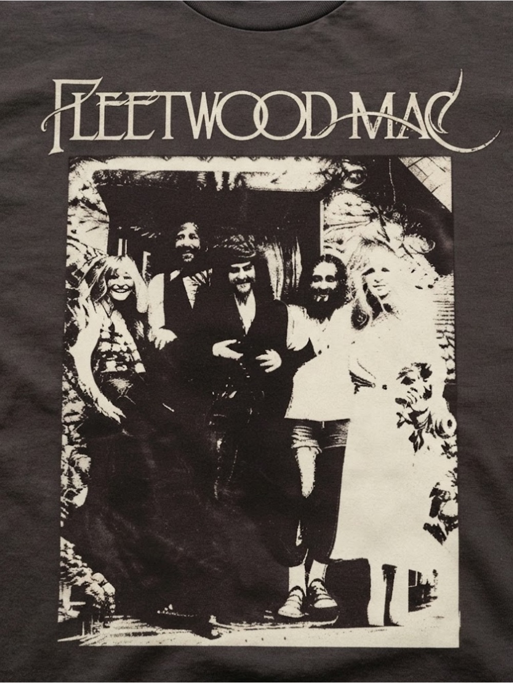Fleetwood Mac Rock Band Brown Cotton Gildan T-Shirt - Picture 2 of 2